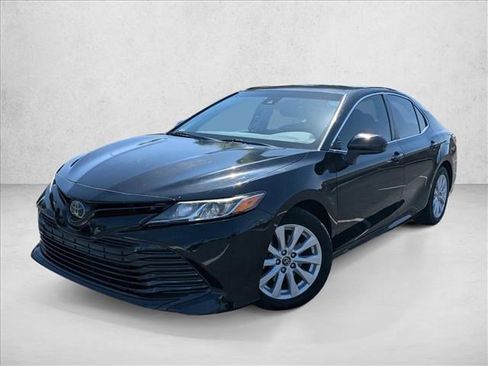 Used 2020 Toyota Camry LE w/ Carpet Mat Package FWD image 1