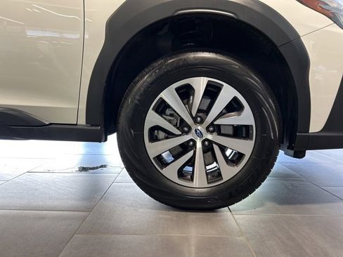 Used 2025 Subaru Outback 2.5i image 42