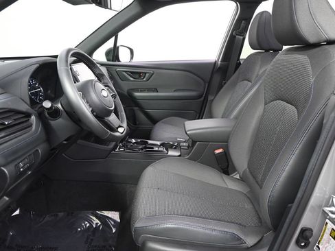 Used 2026 Subaru Forester Premium AWD/4WD image 13