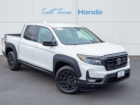 Certified 2022 Honda Ridgeline Sport image 2