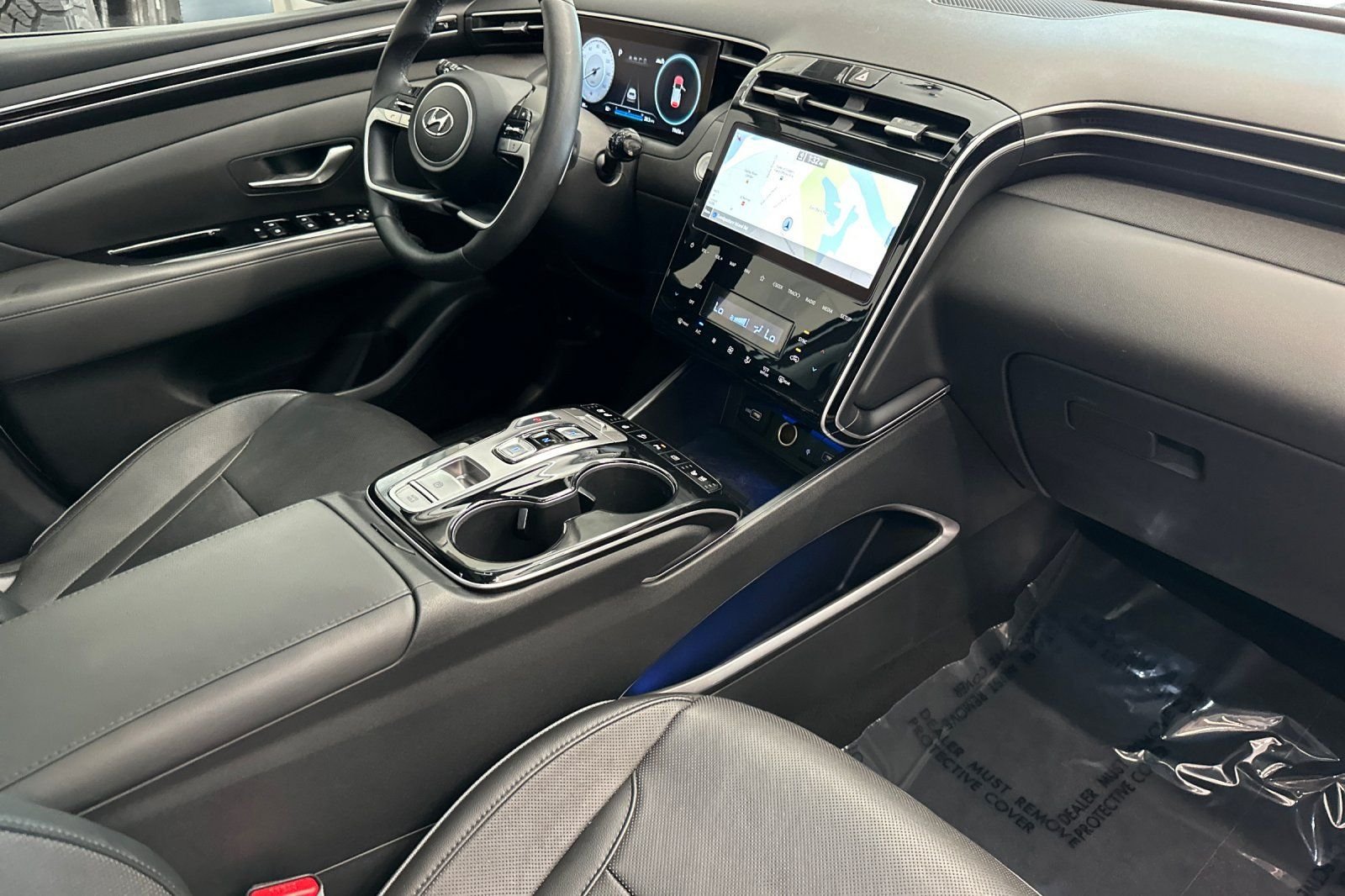 Used 2022 Hyundai Tucson Limited AWD/4WD image 18