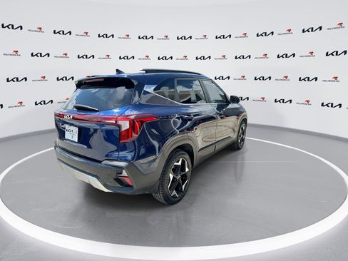 Certified 2024 Kia Seltos EX FWD image 8