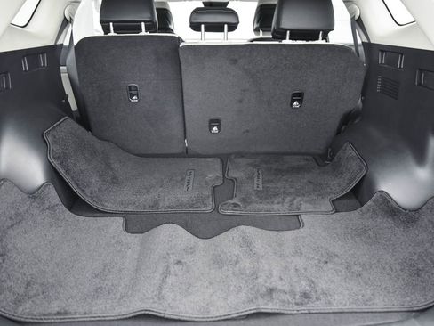 Used 2024 Kia Sportage EX image 13