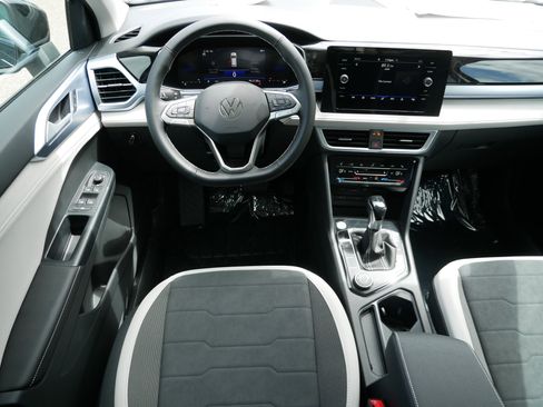 New 2026 Volkswagen Taos SE AWD/4WD image 7