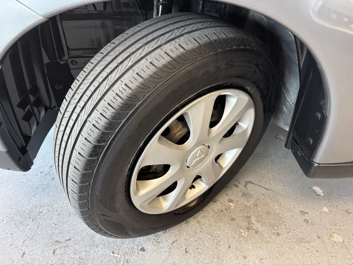 Used 2014 Mitsubishi Outlander ES FWD image 27