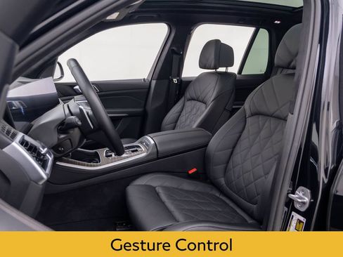 Used 2024 BMW X5 xDrive40i w/ Premium Package AWD/4WD image 14