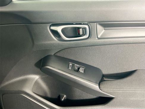 Used 2023 Honda Civic Sport image 29