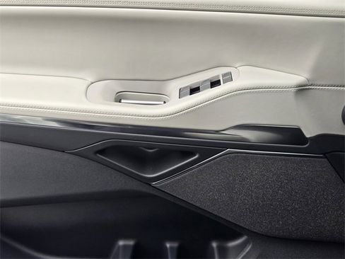 New 2025 Lincoln Navigator L Reserve image 21