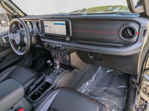 Certified 2024 Jeep Wrangler Unlimited Rubicon w/ Safety Group AWD/4WD image 20