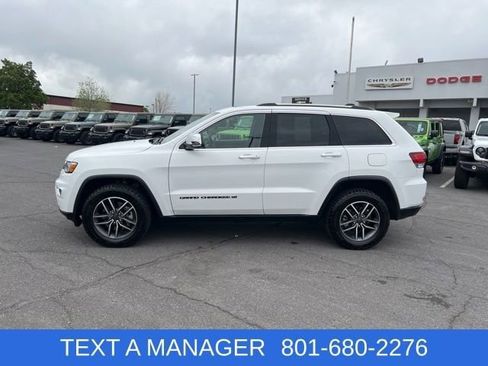 Used 2022 Jeep Grand Cherokee Limited AWD/4WD image 2