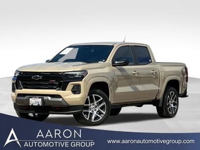 Used 2023 Chevrolet Colorado Z71 w/ Z71 Convenience Package 2