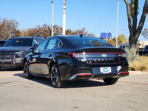 New 2026 Hyundai Sonata SEL image 3