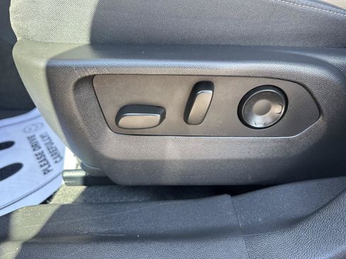 Used 2024 Buick Envision Preferred AWD/4WD image 18