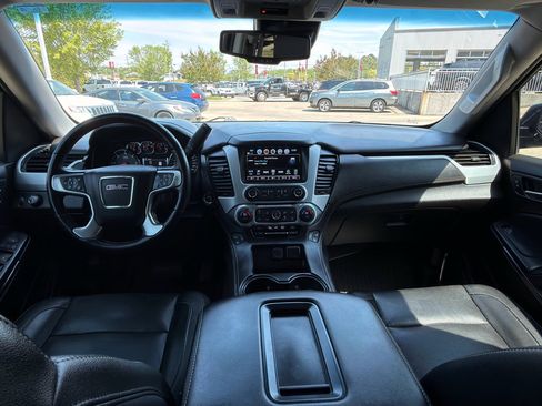Used 2019 GMC Yukon SLT w/ Open Road Package image 12