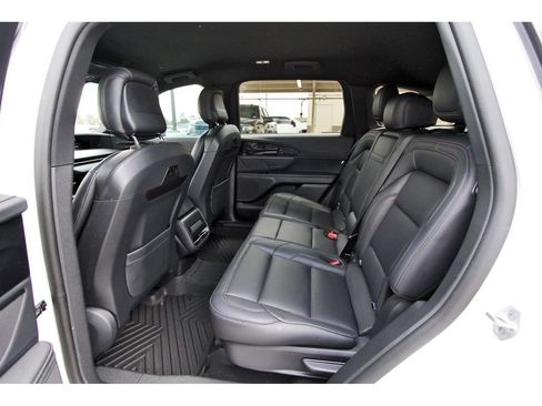Used 2024 Lincoln Nautilus Premier w/ Jet Appearance Package AWD/4WD image 10