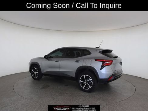 Used 2024 Chevrolet Trax RS w/ Driver Confidence Package FWD image 17