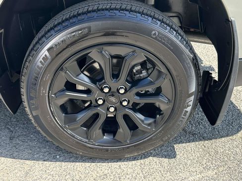 Used 2024 Ford Maverick Lariat w/ Black Appearance Package image 29