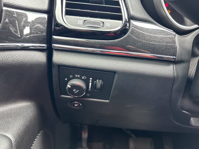 Used 2020 Jeep Grand Cherokee Trailhawk AWD/4WD image 27