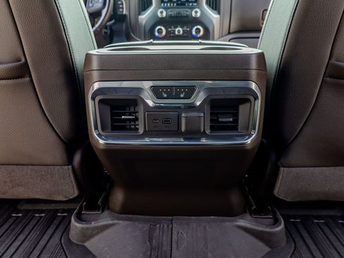 Used 2021 GMC Sierra 2500 Denali w/ Denali Ultimate Package image 33