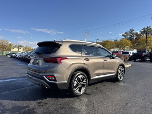 Used 2019 Hyundai Santa Fe Limited image 6