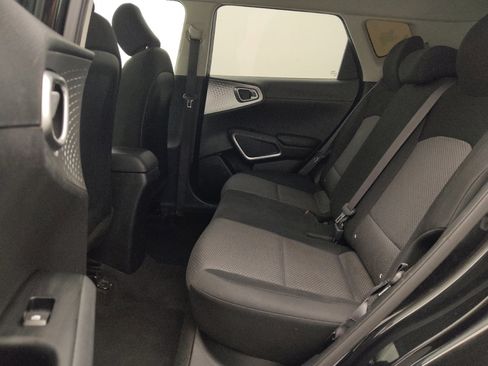 Used 2020 Kia Soul LX FWD image 18