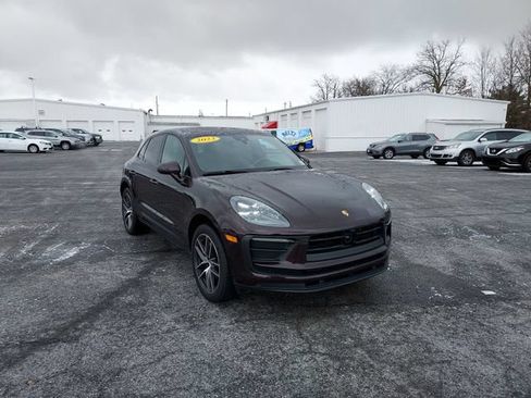 Used 2023 Porsche Macan AWD/4WD image 11