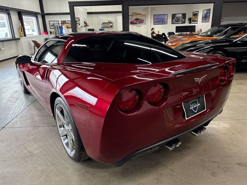 Used 2007 Chevrolet Corvette Coupe w/ Preferred Equipment Group image 8