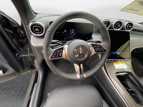 New 2026 Mercedes-Benz GLC 300 4MATIC image 10