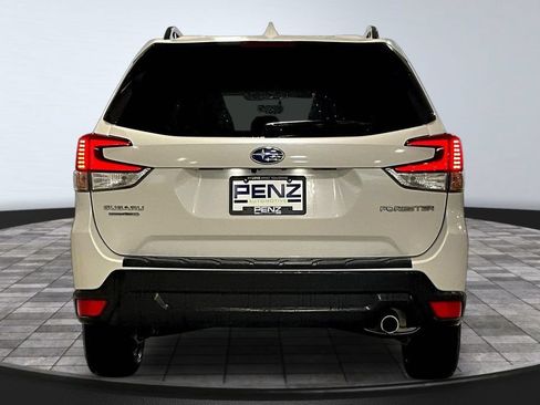 Used 2023 Subaru Forester Limited AWD/4WD image 5