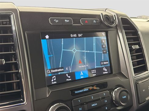 Used 2018 Ford F150 XLT w/ Equipment Group 302A Luxury AWD/4WD image 12