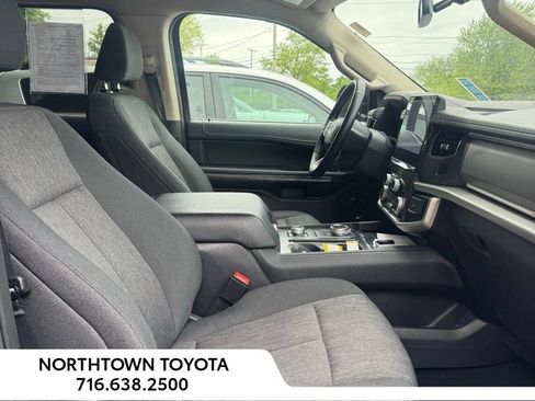 Used 2024 Ford Expedition XLT AWD/4WD image 29