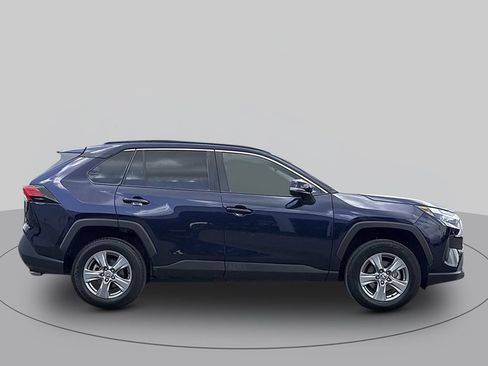 Used 2024 Toyota RAV4 XLE AWD/4WD image 2