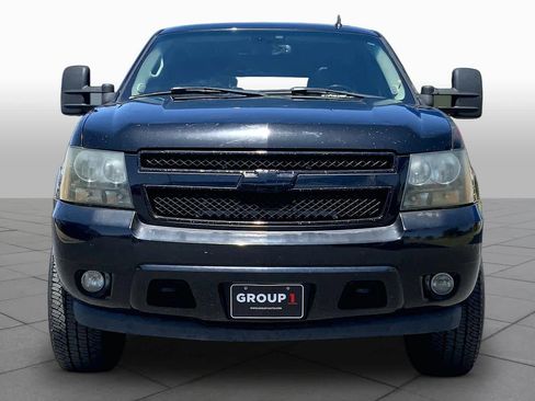 Used 2008 Chevrolet Suburban 2500 LT AWD/4WD image 3