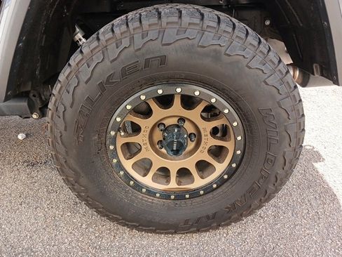 Used 2020 Jeep Gladiator Rubicon image 17