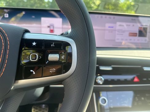 New 2026 Genesis GV70 3.5T Sport Advanced AWD/4WD image 17