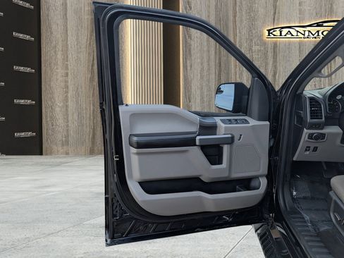 Used 2018 Ford F150 XLT w/ Equipment Group 302A Luxury image 14