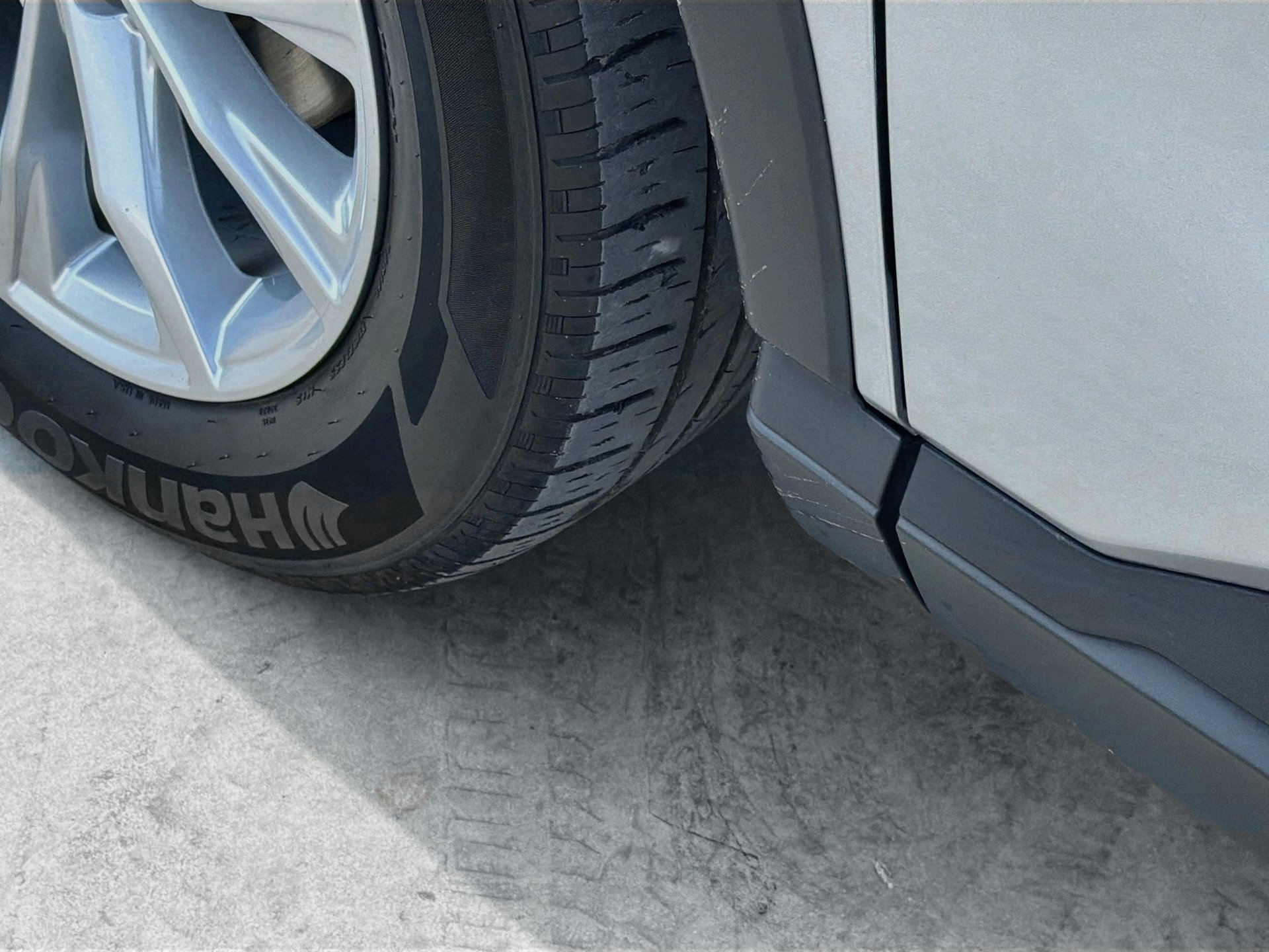 Used 2024 Honda CR-V EX image 39