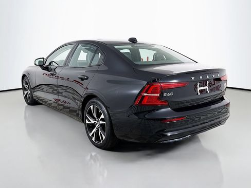 Used 2024 Volvo S60 B5 Core FWD image 5
