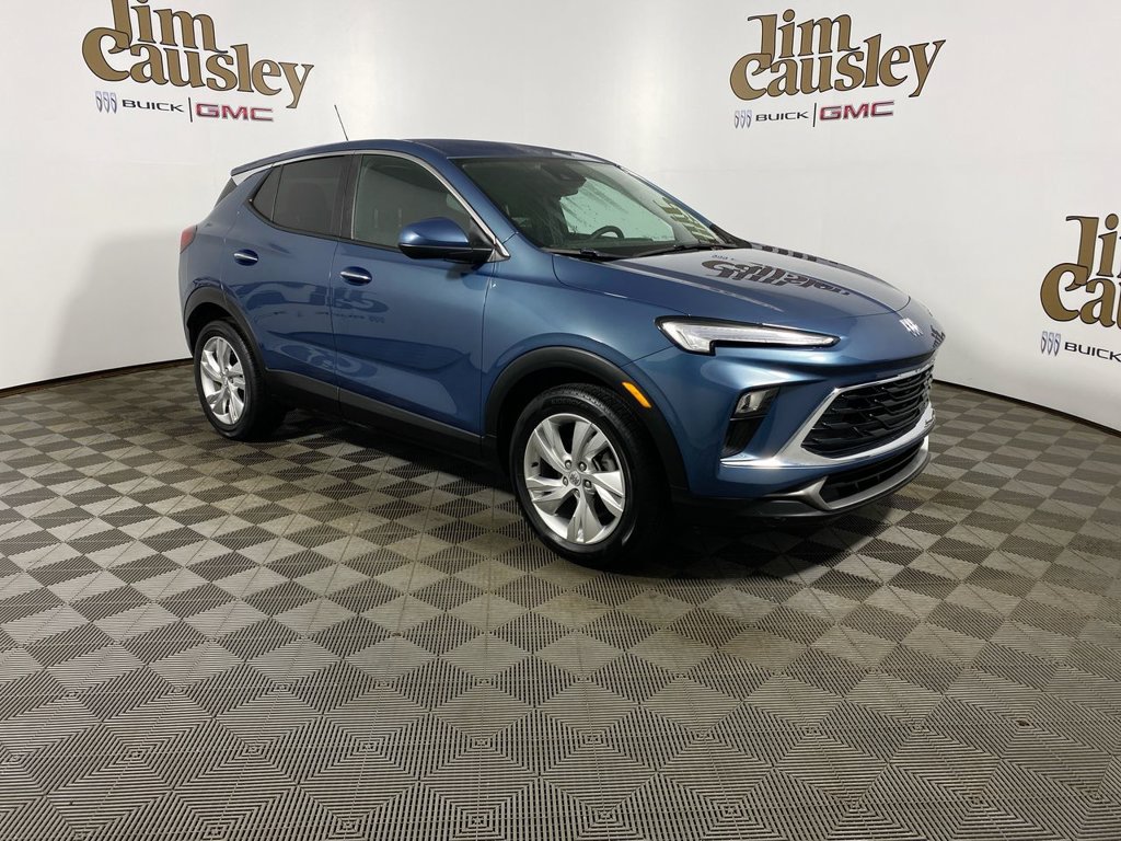 Used 2024 Buick Encore GX Preferred w/ Comfort Package FWD image 1