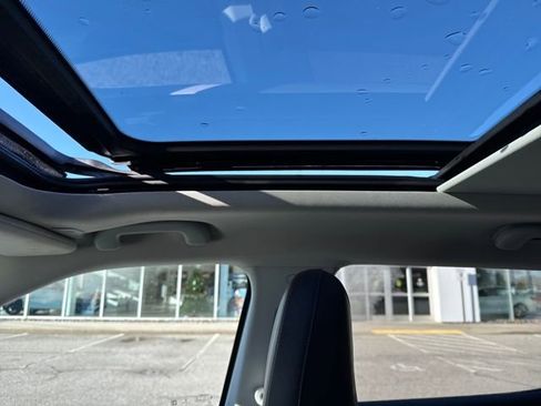 Used 2017 Jeep Compass Latitude w/ Popular Equipment Group image 31