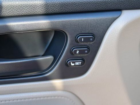 Used 2023 Honda Odyssey EX-L image 11