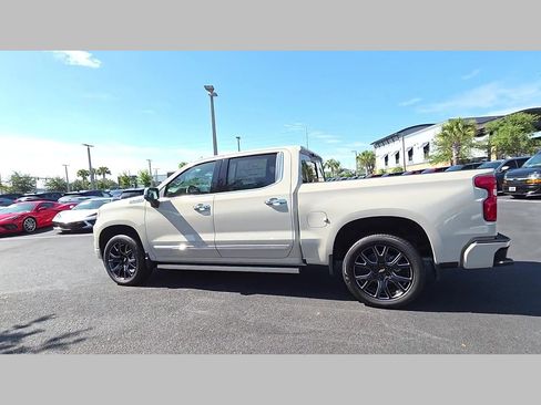 New 2026 Chevrolet Silverado 1500 High Country AWD/4WD image 24