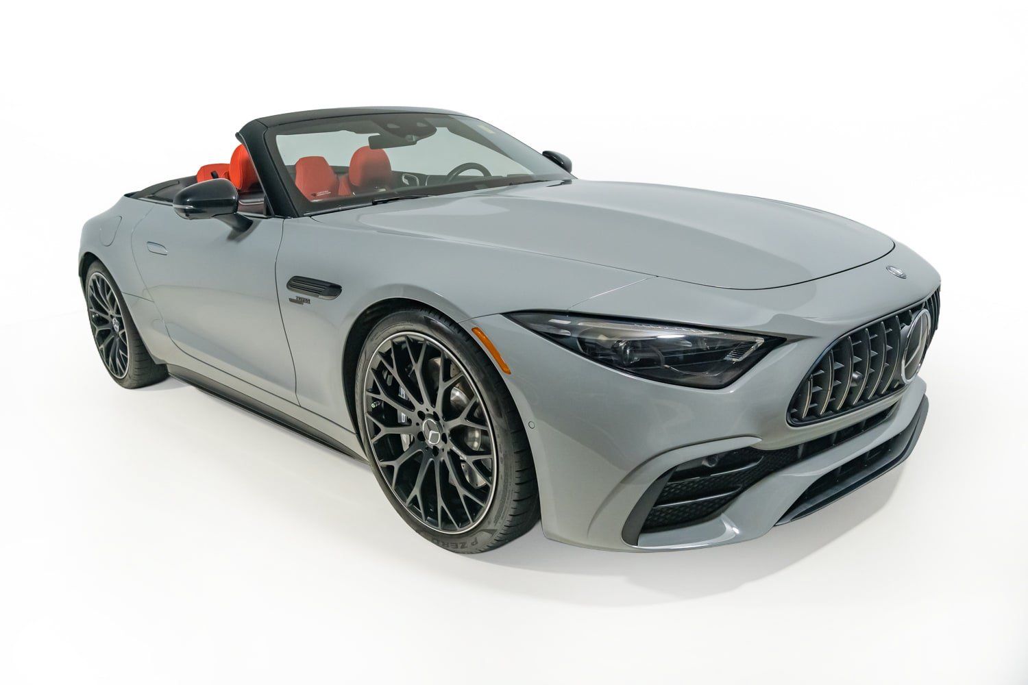 Used 2025 Mercedes-Benz SL 43 AMG w/ Driver Assistance Package image 21