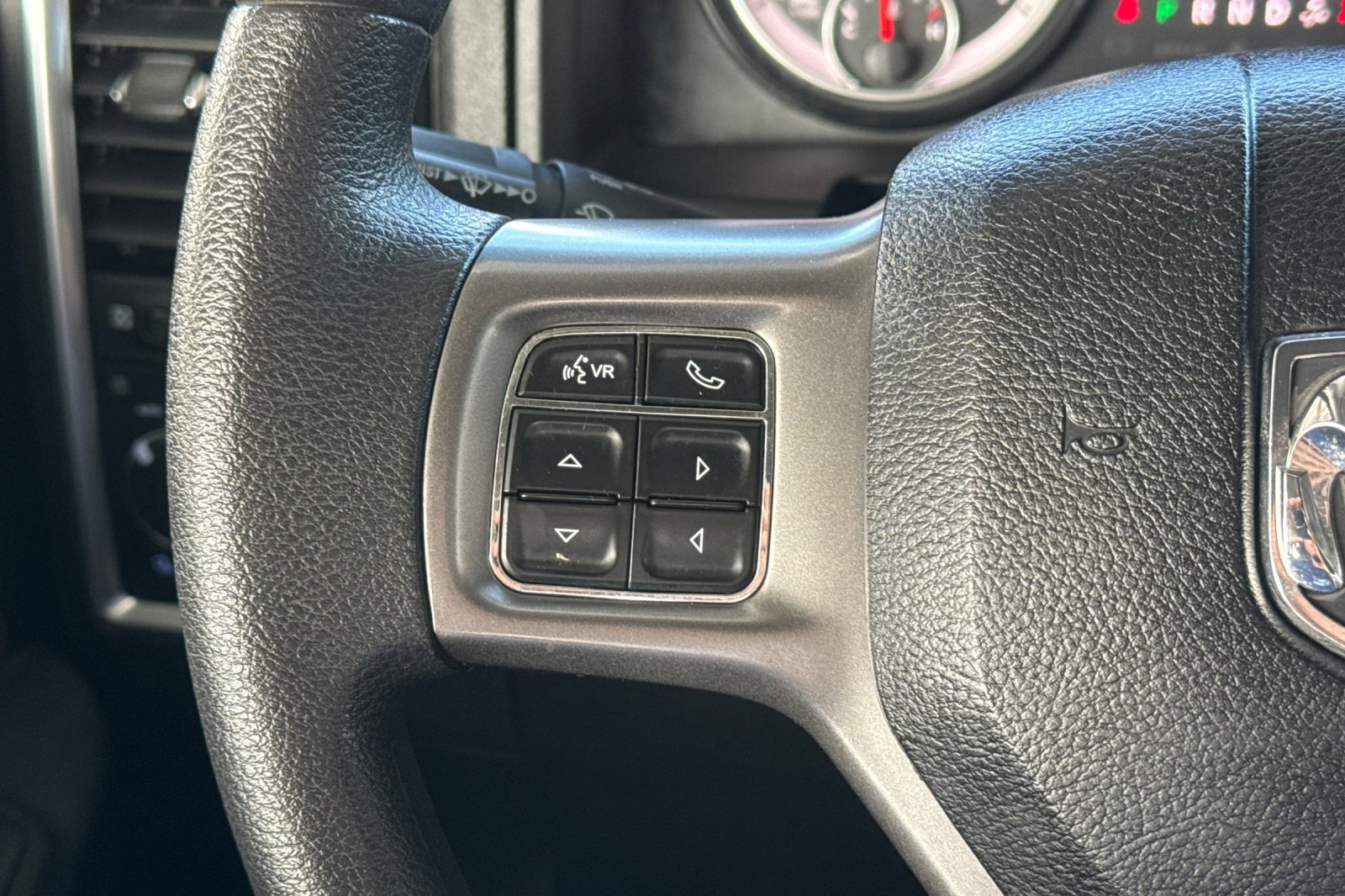 Used 2024 RAM 1500 Classic SLT RWD image 32
