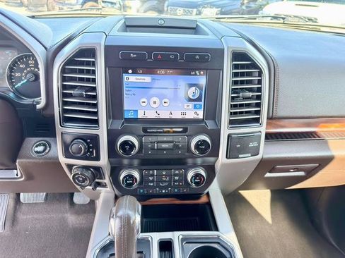Used 2019 Ford F150 King Ranch w/ Equipment Group 601A Luxury AWD/4WD image 15