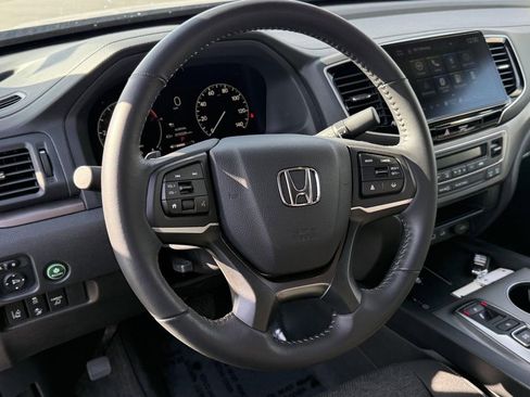 Certified 2024 Honda Ridgeline Sport image 18