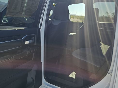 Used 2024 RAM 3500 Big Horn image 7