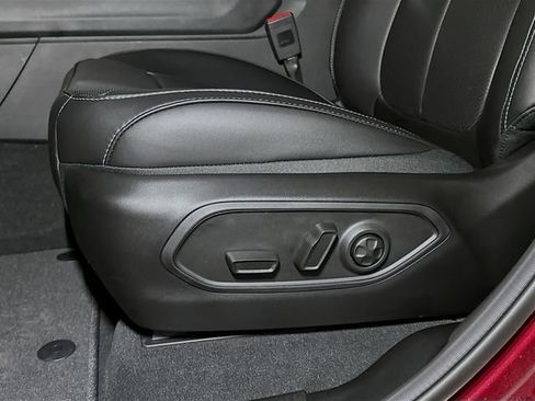 New 2025 Jeep Grand Cherokee L Limited w/ Luxury Tech Group II image 13