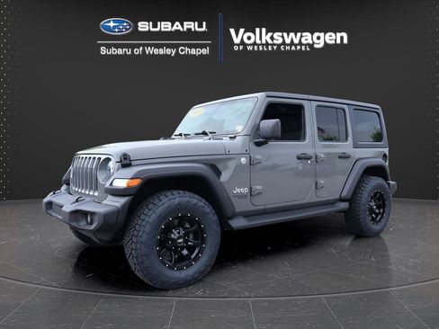 Used 2020 Jeep Wrangler Unlimited Sport S AWD/4WD image 3
