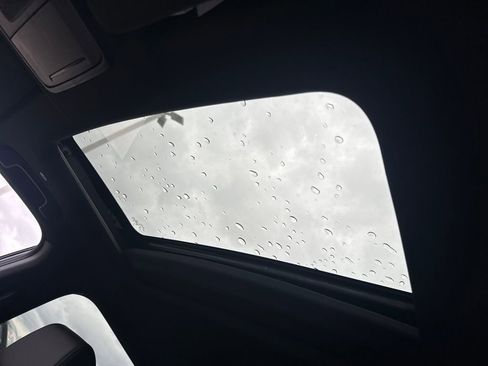 Used 2025 Honda CR-V Sport-L image 18